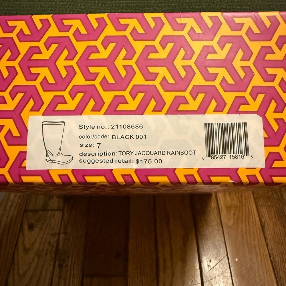 Tory Burch Black and Cream Winter Rain Boots - Picture 6 of 7